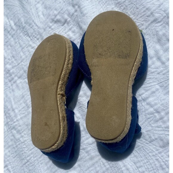 Gymboree Baby Girl Sz 5T Peep Toe Sandals Red Blooming Flower Blue Nautical - Picture 9 of 9